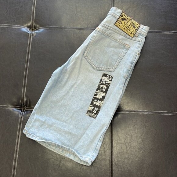 (29) 5ive Jungle & Co Women's Jean Shorts - Picture 9 of 9